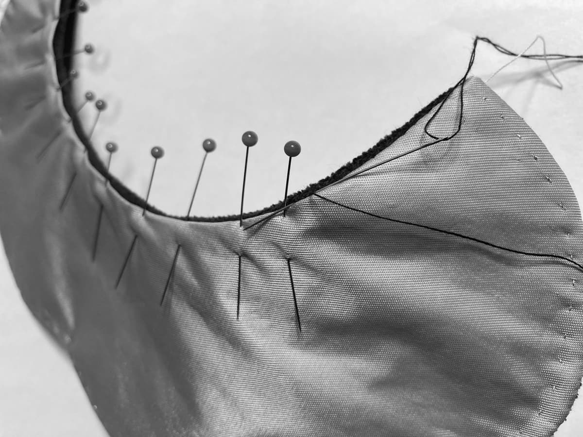 assembling of the velvet collar